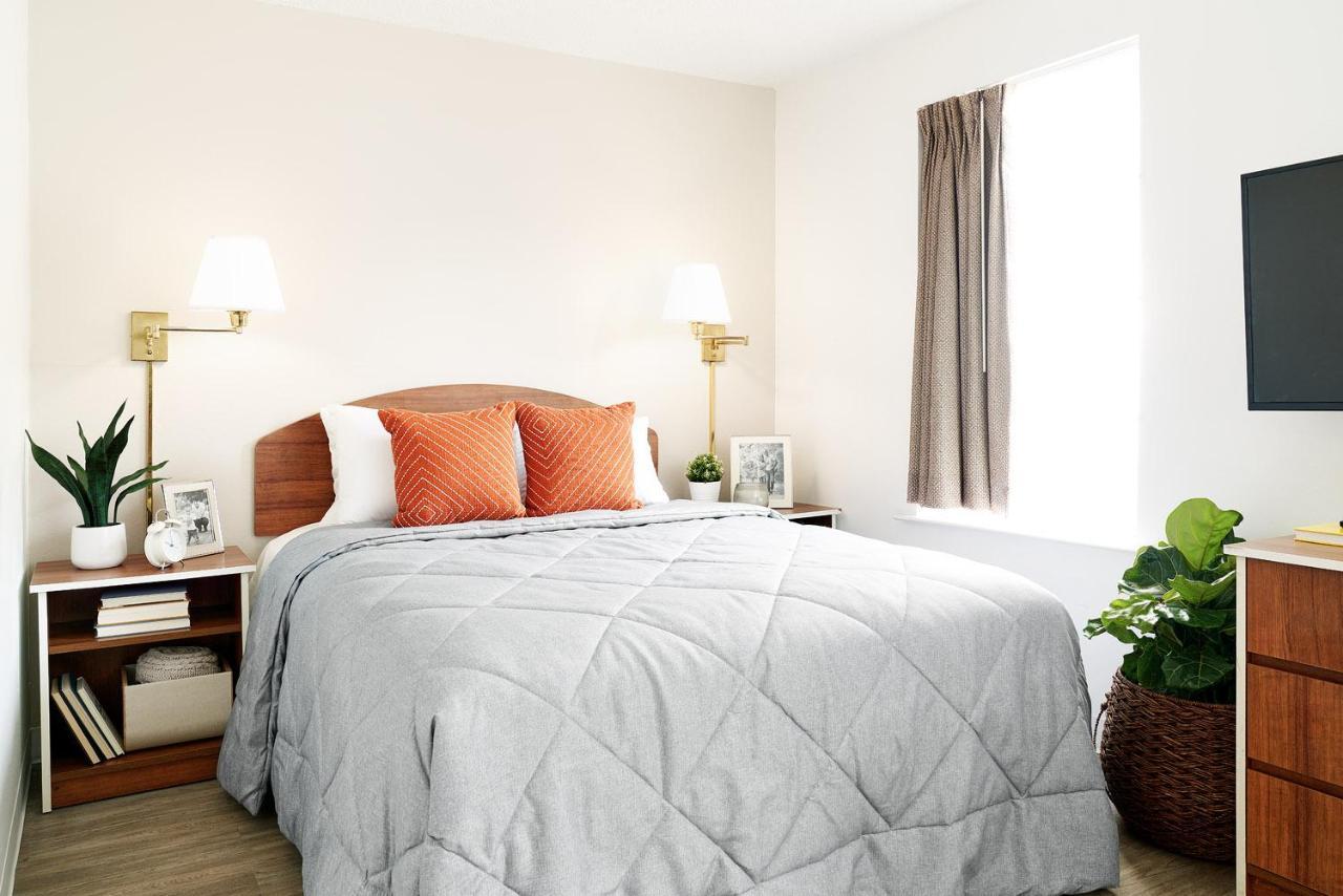 Intown Suites Extended Stay Greenville Sc - Wade Hampton ภายนอก รูปภาพ